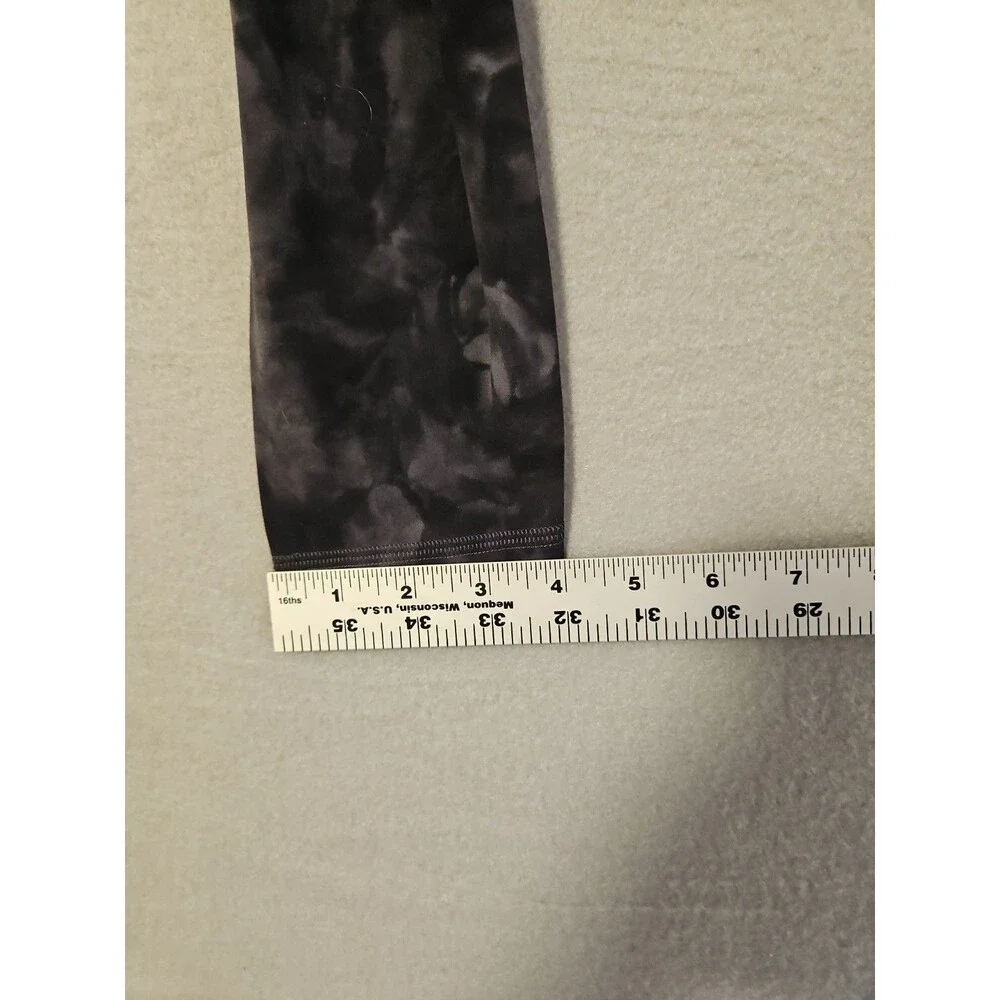 Women's Lululemon Align leggings in a Diamond Dye Pitch Grey Graphite No Tag